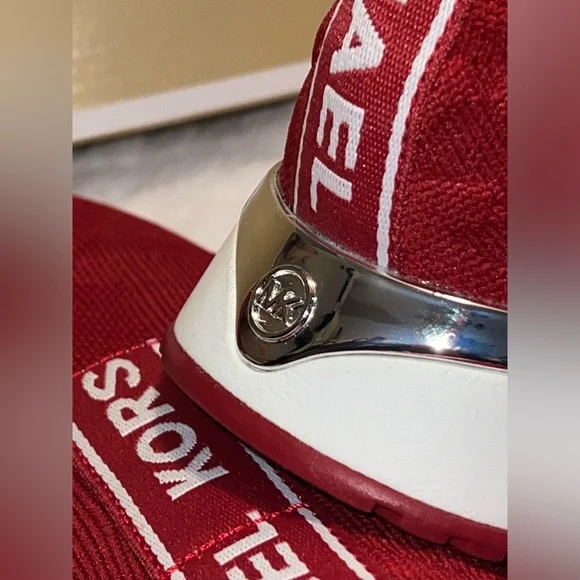 Michael Kors Bodie Slip On 9 - Picture 8 of 9